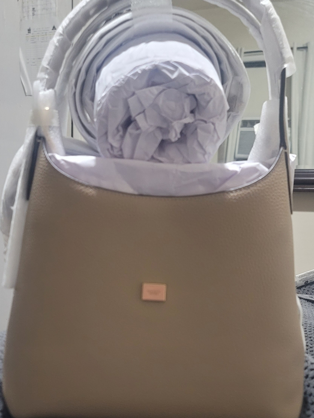 kate spade pebble leather hobo in taupe with gold plaque